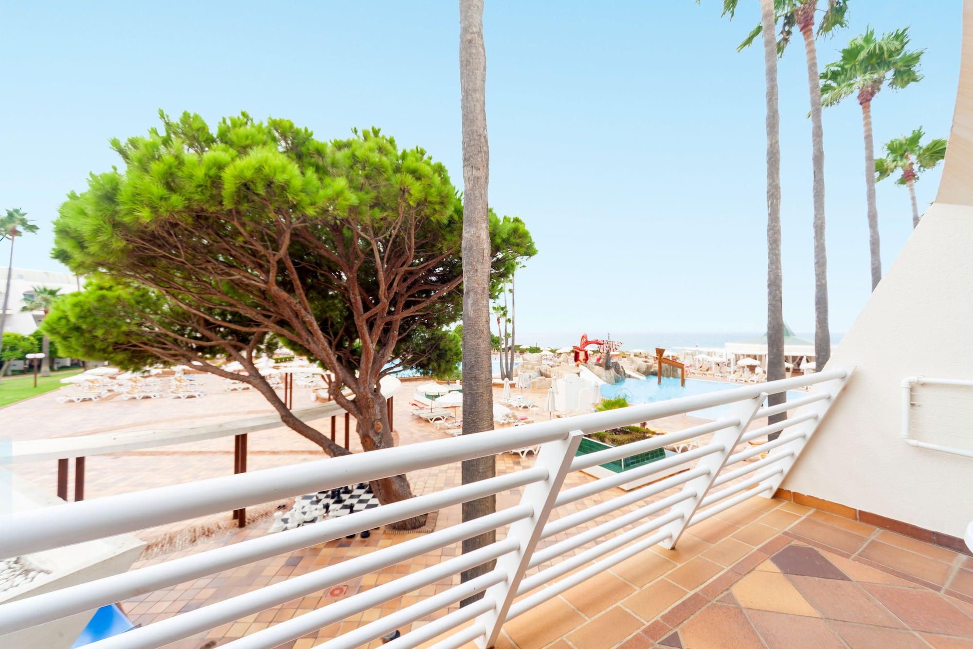 Hotel Iberostar Waves Royal Andalus Chiclana de la Frontera Esterno foto